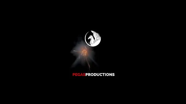مقاطع Pegas Productions - A Photoshoot that turns into an ass الساخنة أنبوب
