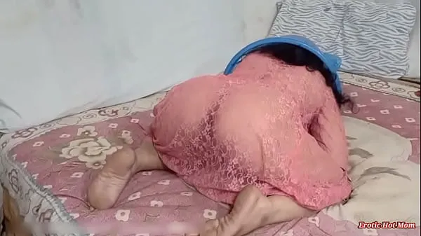 热Indian bhabhi anal fucked in doggy style gaand chudai by Devar when she stucked in basket while collecting clothes夹管